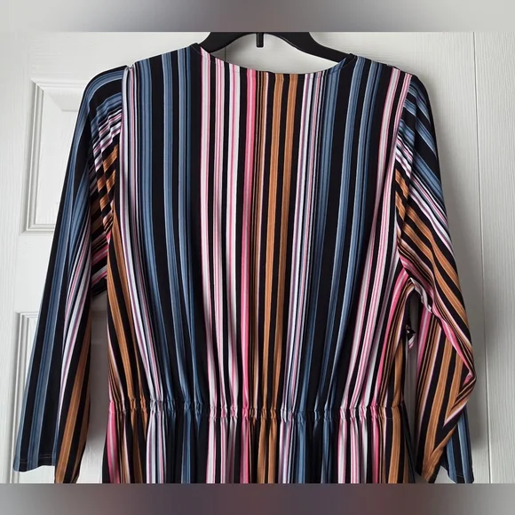 Lane Bryant Surplice-Neck Side-Ruched Midi Dress Size 18/20 - Picture 10 of 15